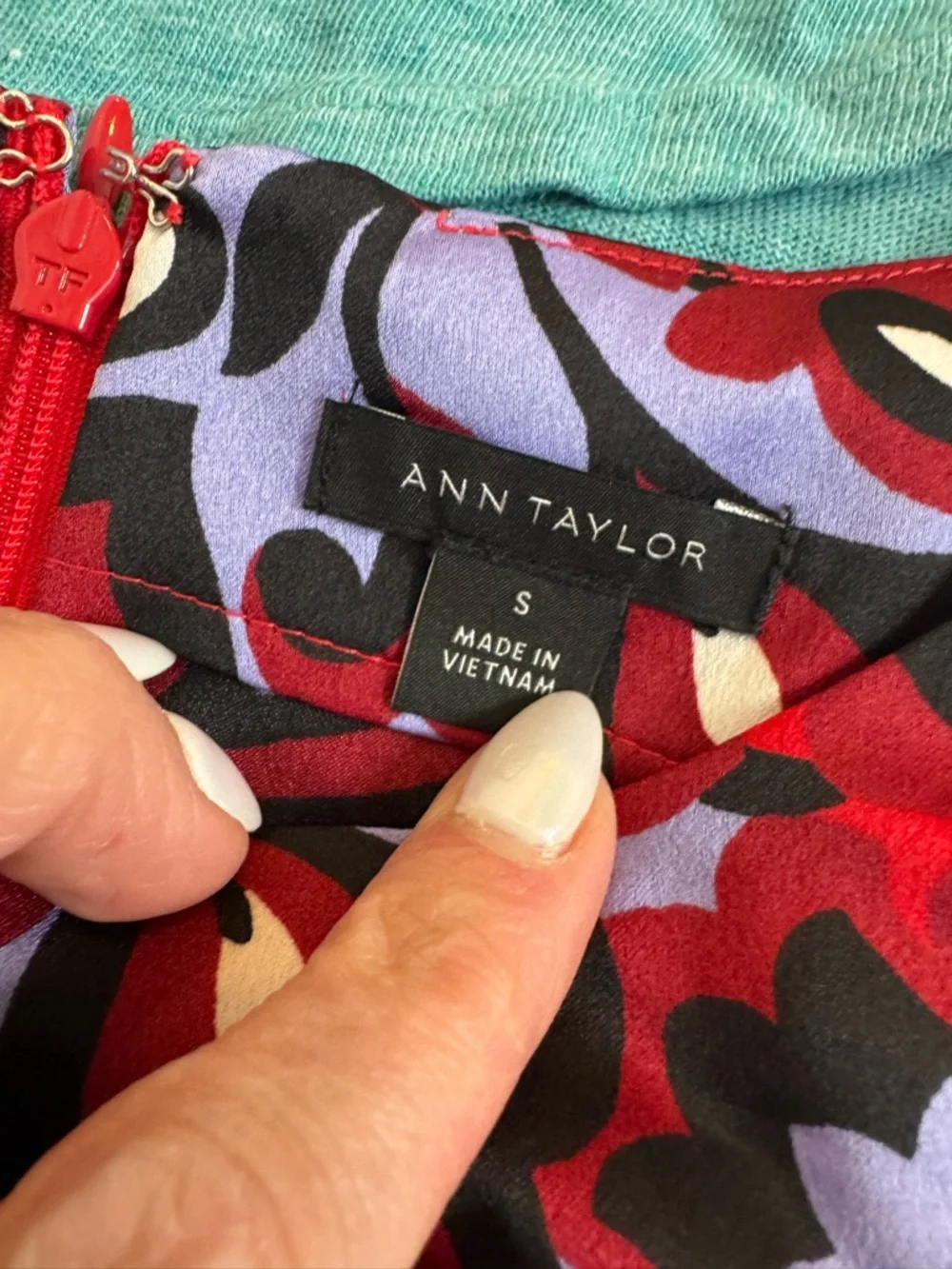 Lot Of 12 Tops Blouses Spring Summer Ann Taylor LOFT Workwear S - Picture 4 of 10